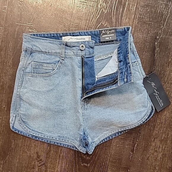 JW Signature Denim Dolphin Hem Shorts - Picture 14 of 15